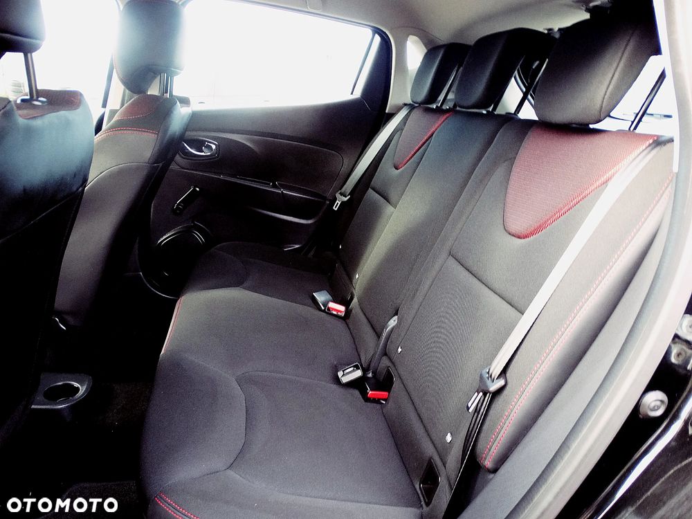 Renault Clio 1.2 16V 75 Life - 30