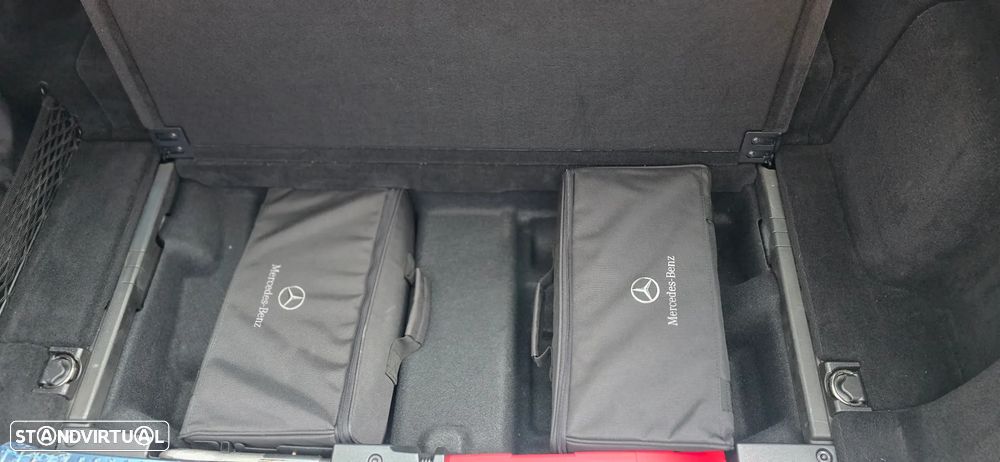 Mercedes-Benz E 300 e Station - 12