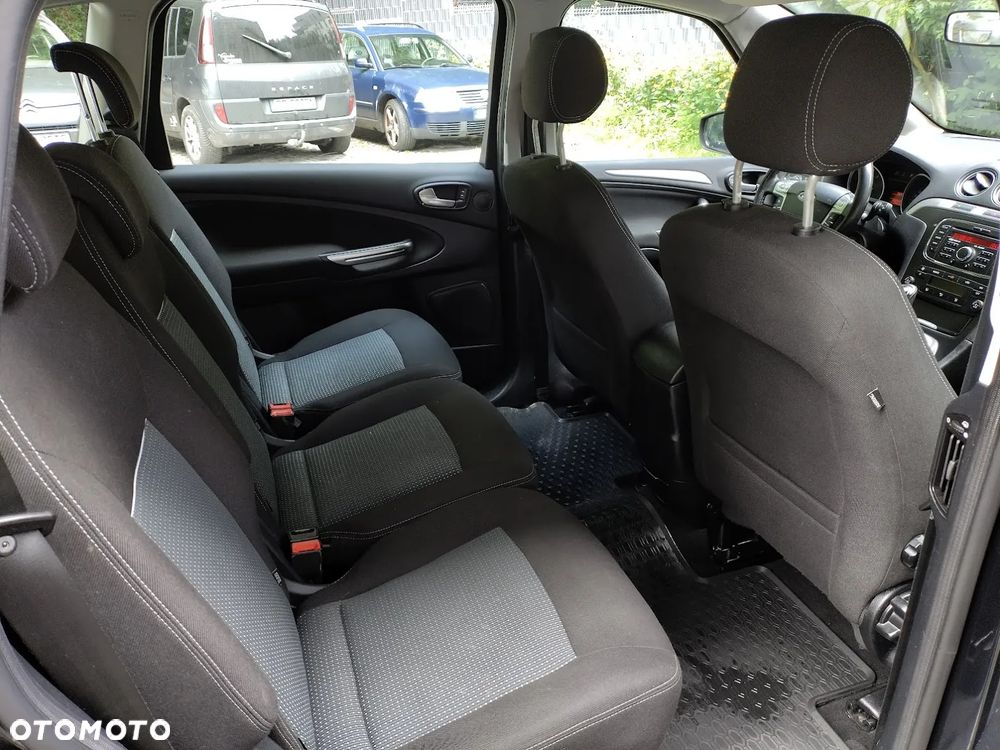 Ford S-Max 2.0 TDCi DPF Titanium - 11