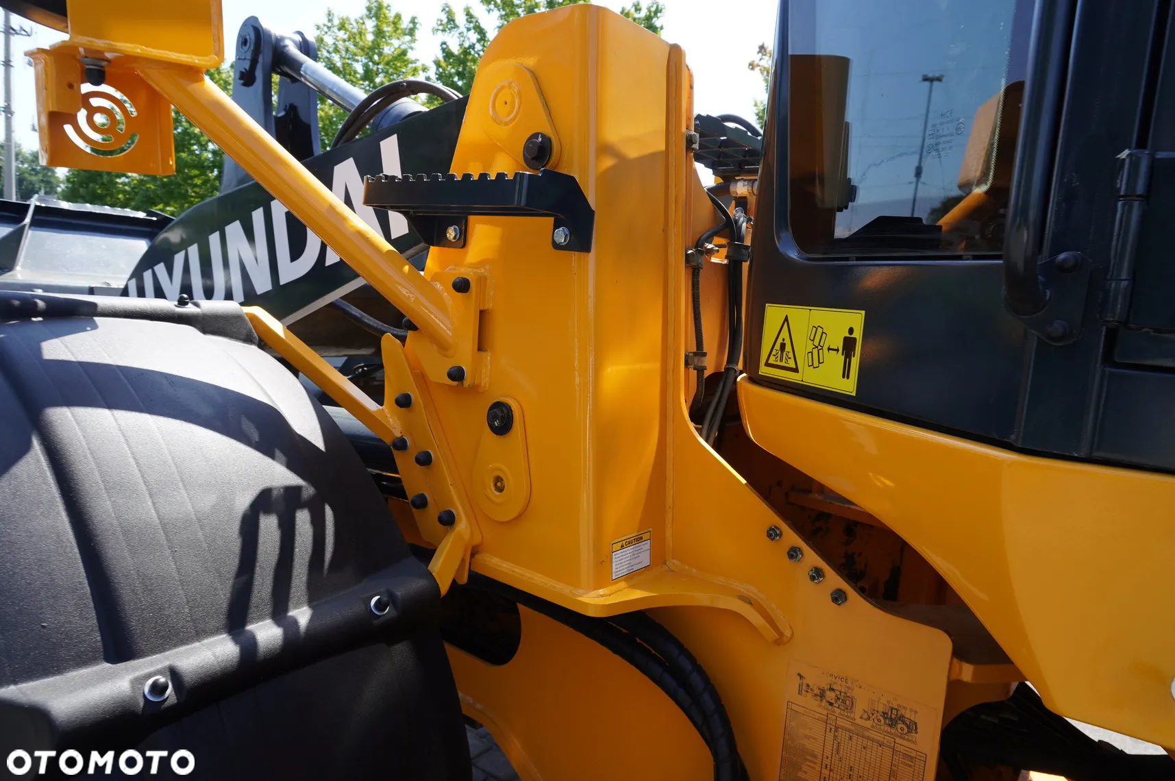Hyundai HL940A / rok 2021 / masa 13,5t - 27
