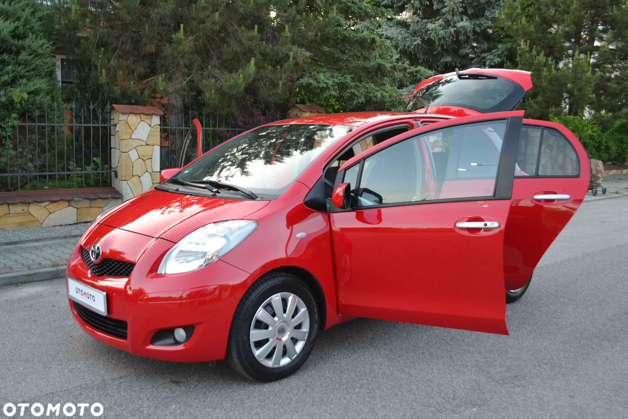 Toyota Yaris - 23