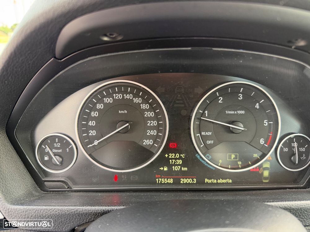 BMW 320 d Auto Exclusive - 12