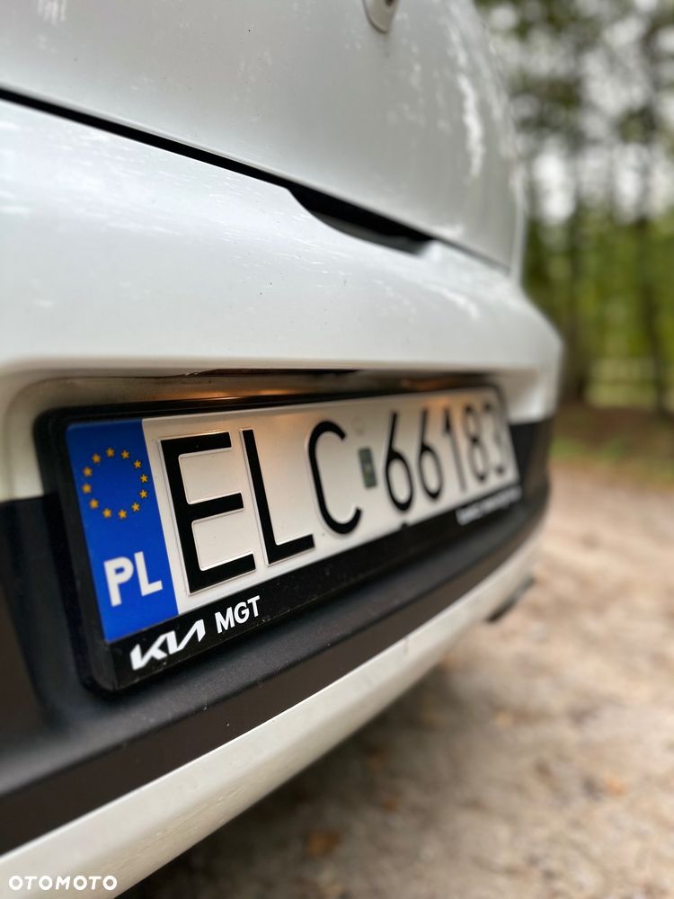 Kia Ceed - 28
