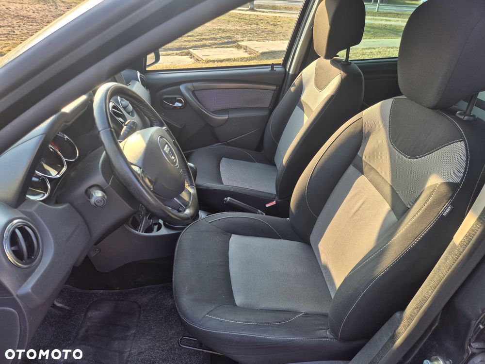 Dacia Duster 1.6 16V 105 4x2 Laureate - 9