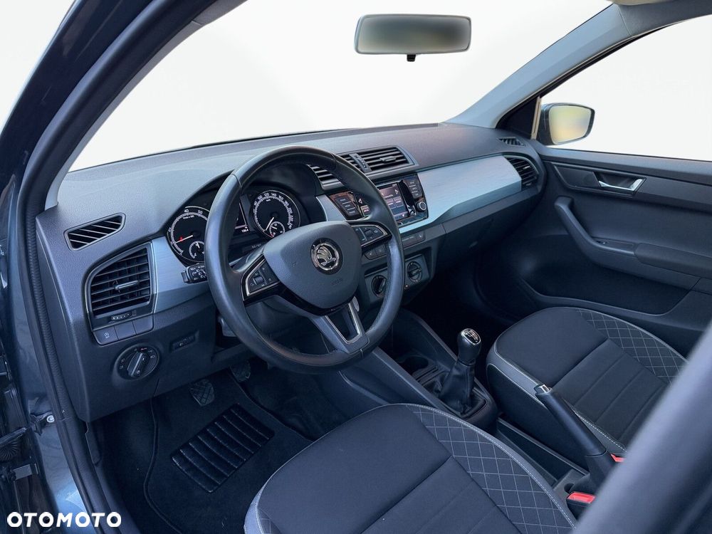 Skoda Fabia 1.0 TSI Ambition - 10