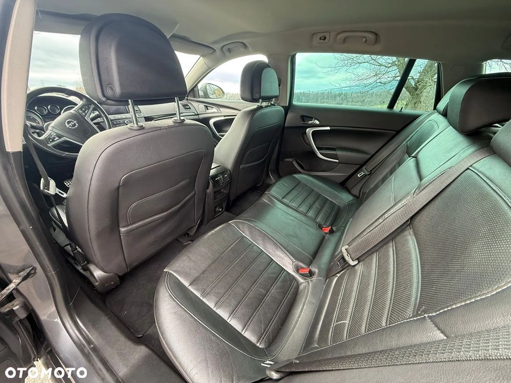 Opel Insignia - 24