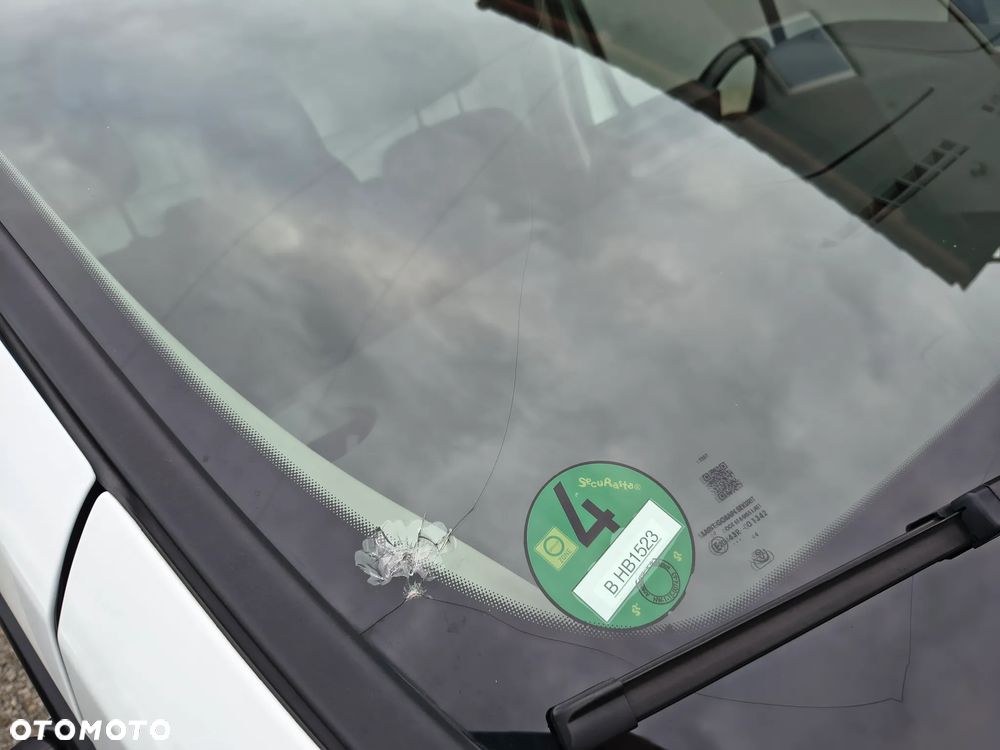 Renault Trafic 2,0dci 130KM L2h1 - 13