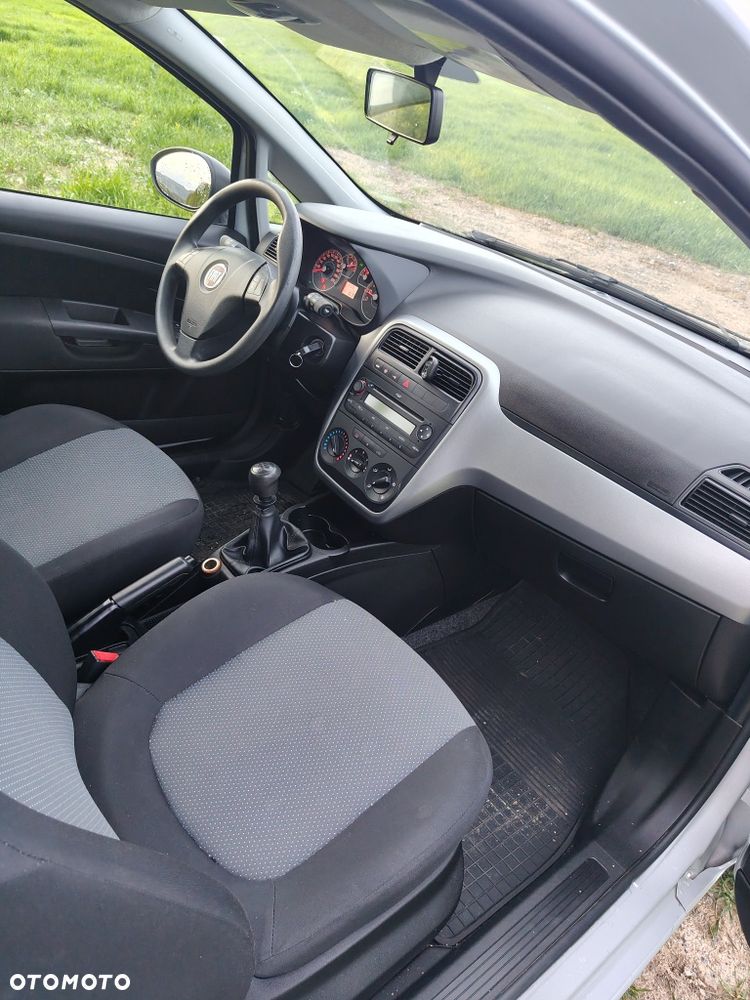 Fiat Punto - 8