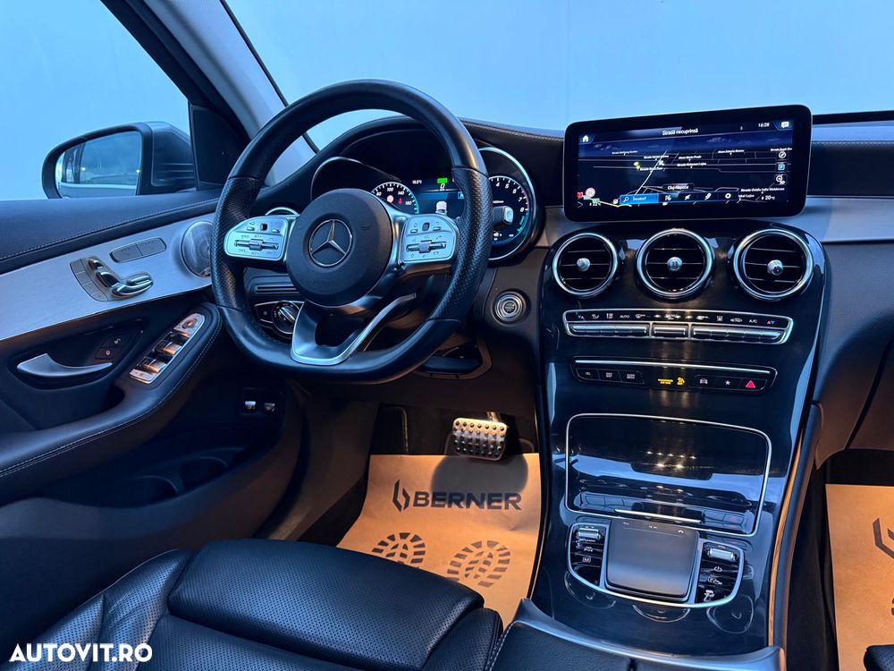 Mercedes-Benz GLC - 25