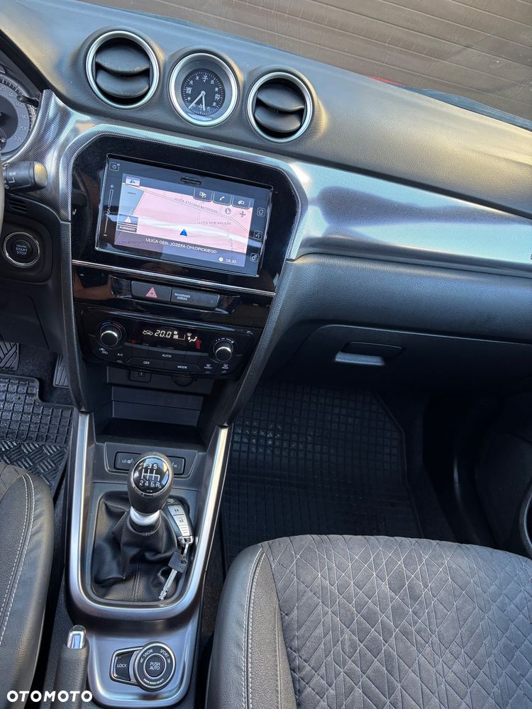 Suzuki Vitara 1.4 Boosterjet Hybrid Allgrip Comfort+ "SHINKAI" - 21
