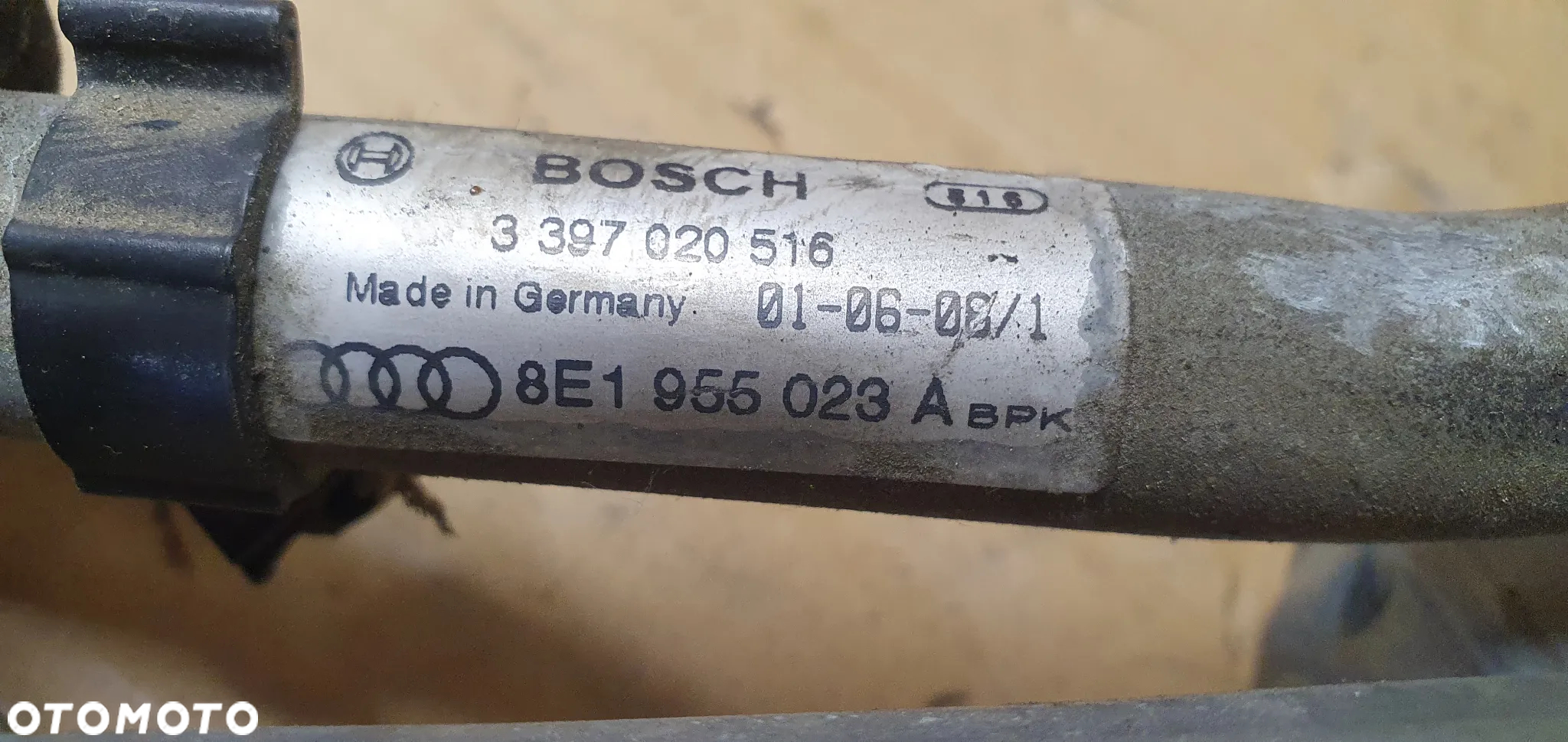 Mechanizm wycieraczek przód przedni Audi A4 B6 8E1955119 8E1955023A - 8