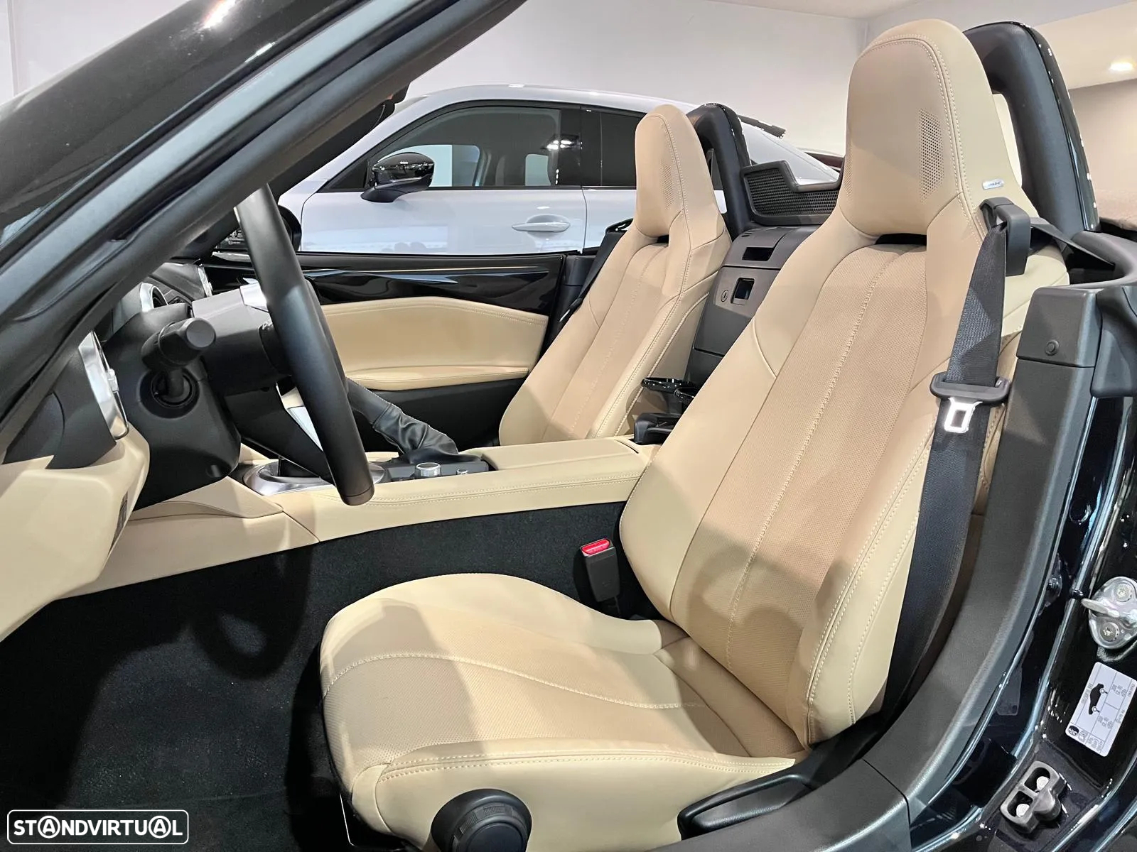 Mazda MX-5 1.5 Sky-G Kazari - 8