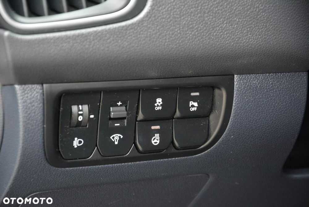 Kia Rio 1.2 XL Business Line - 24