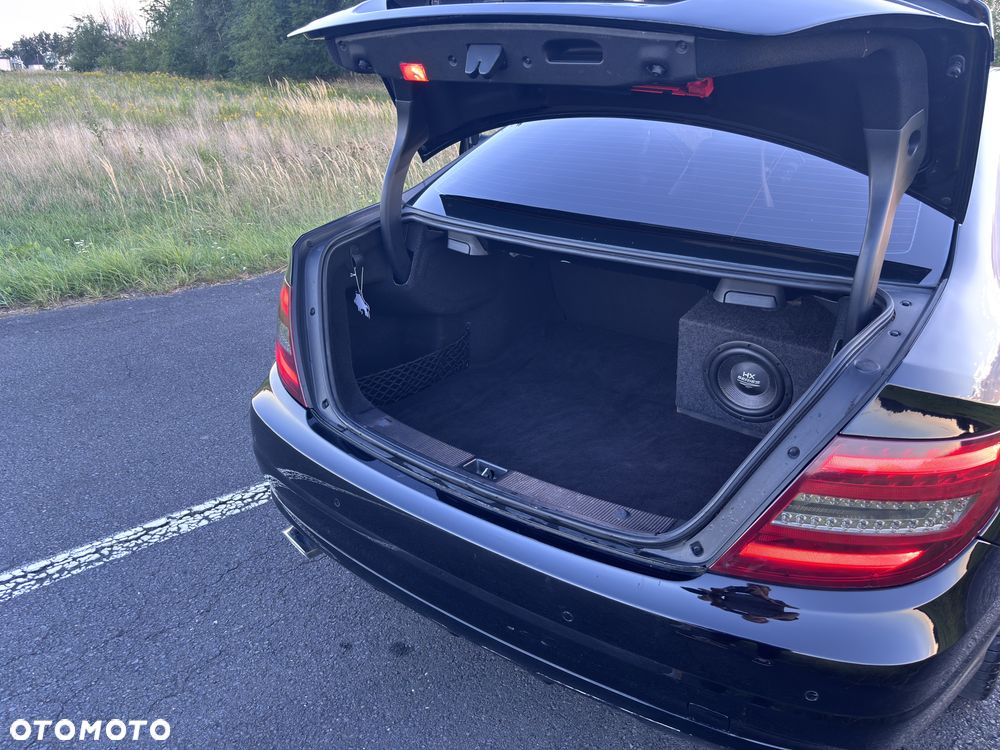Mercedes-Benz Klasa C 220 CDI DPF (BlueEFFICIENCY) - 16