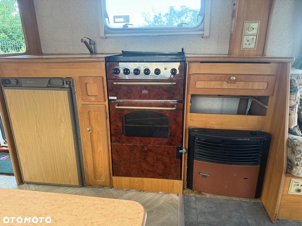 Fleetwood Colchester 500-eb - 6