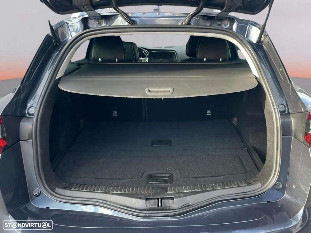 Renault Mégane Sport Tourer - 14