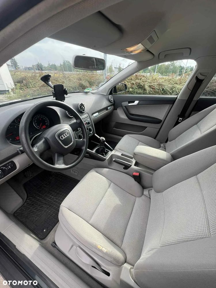 Audi A3 2.0 TDI Ambiente - 9
