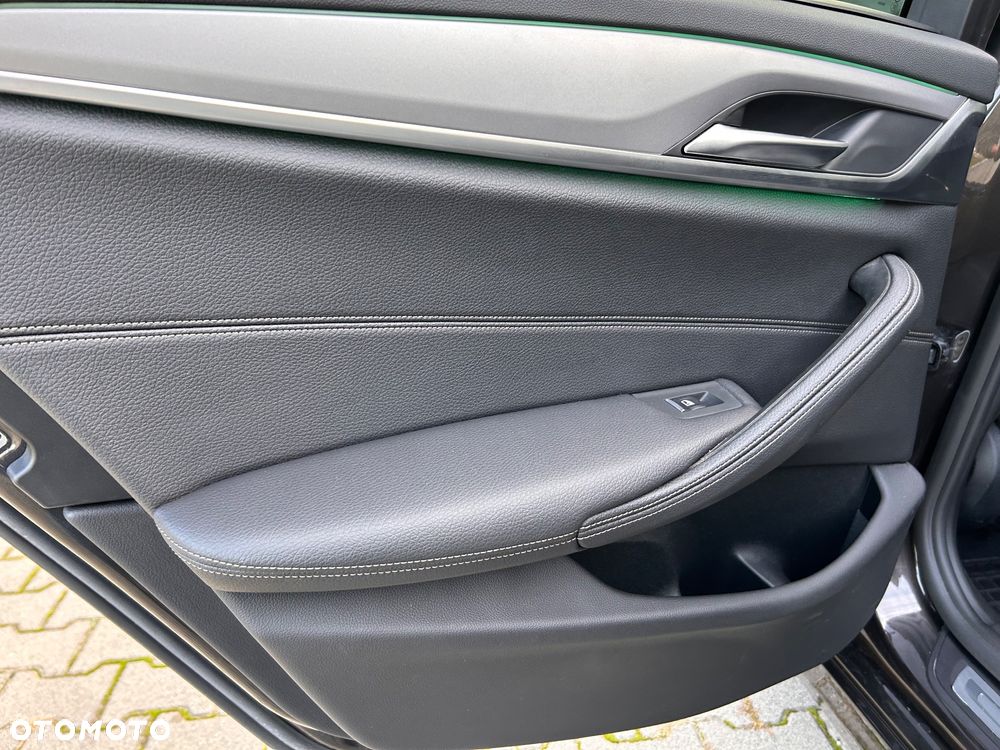 BMW Seria 5 520d xDrive Business Edition sport - 14