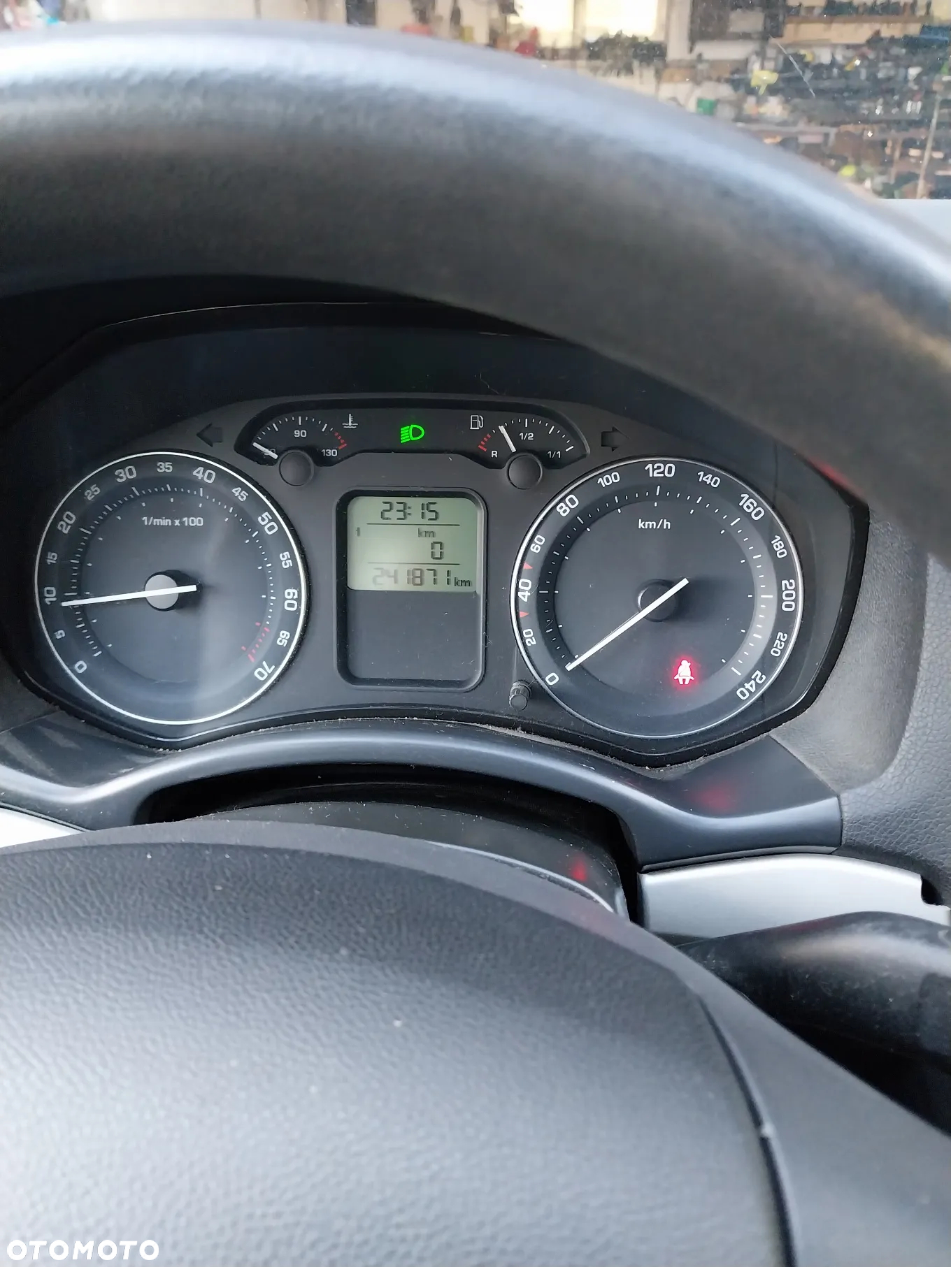 Skoda Octavia 1.6 FSI Classic - 4