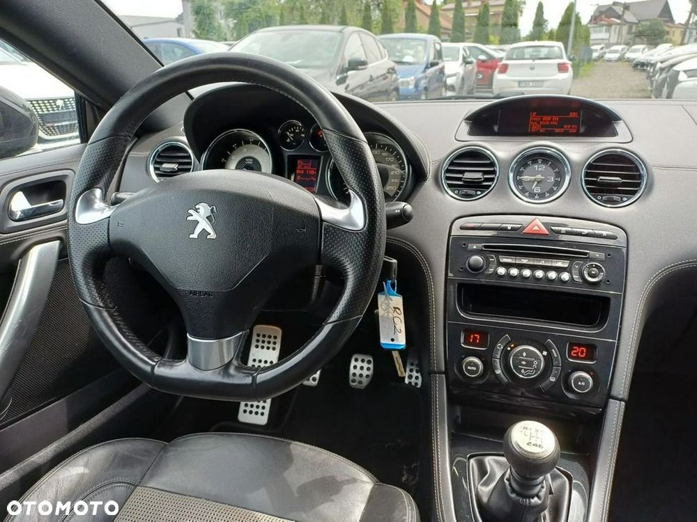 Peugeot RCZ 1.6 THP - 23
