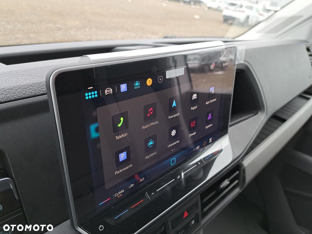 Volkswagen Crafter 35 Furgon z wysokim dachem silnik: 2,0 l EU6 SCR 177 KM, przedni 8-bieg.automatyczna, r.o : 4490 mm - 14