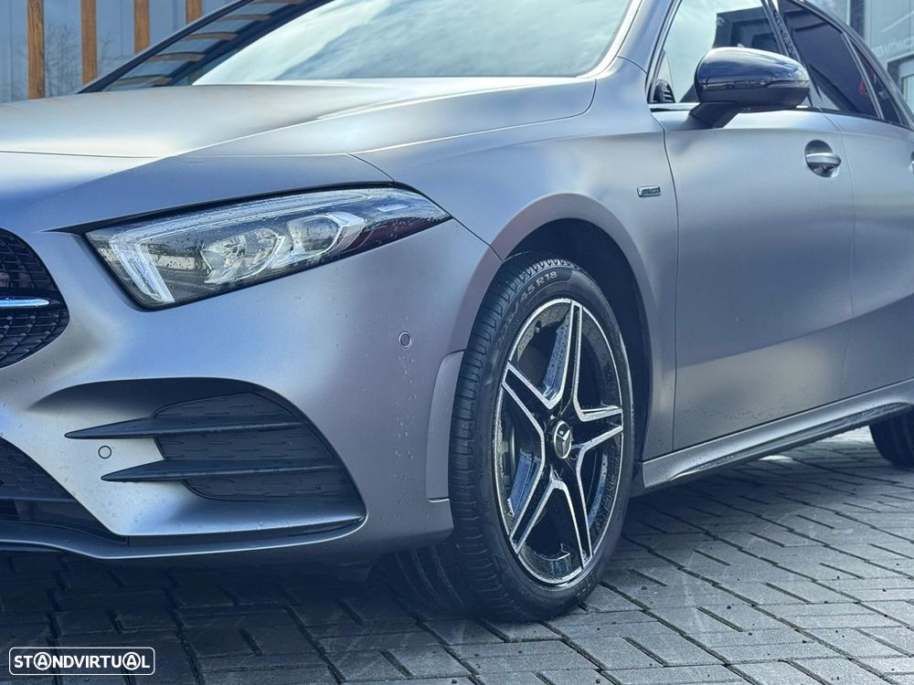 Mercedes-Benz A 250 e AMG Line - 30
