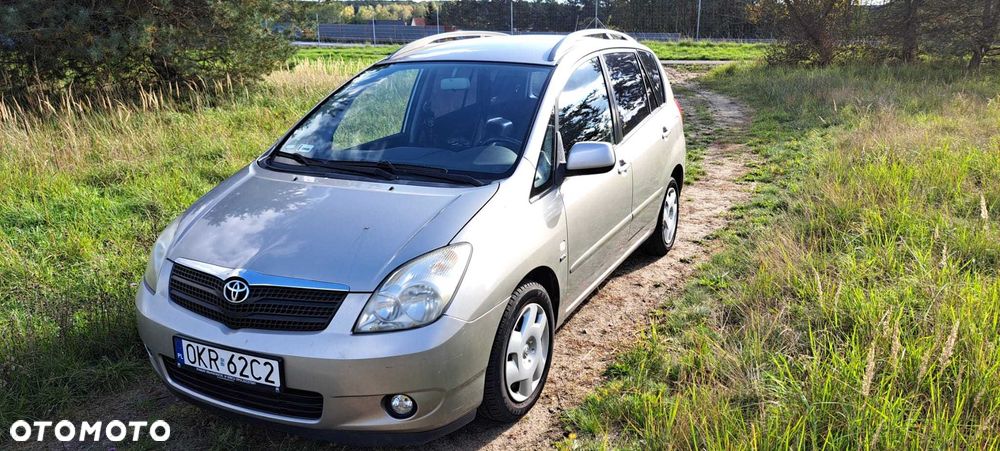Toyota Corolla Verso - 2