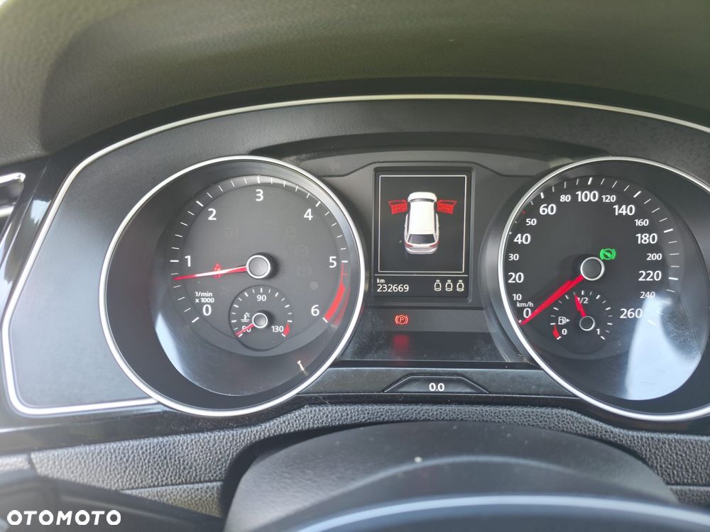 Volkswagen Passat 2.0 TDI BMT 4Mot Highline DSG - 18