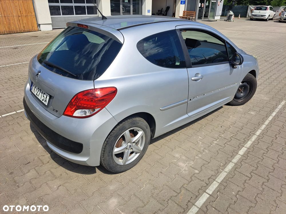 Peugeot 207 1.4 HDi Active - 4