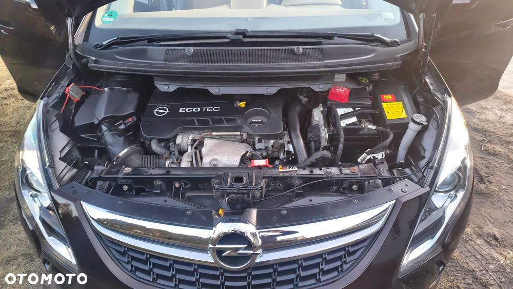Opel Zafira Tourer 1.6 ECOTEC DIT Business Edition - 29
