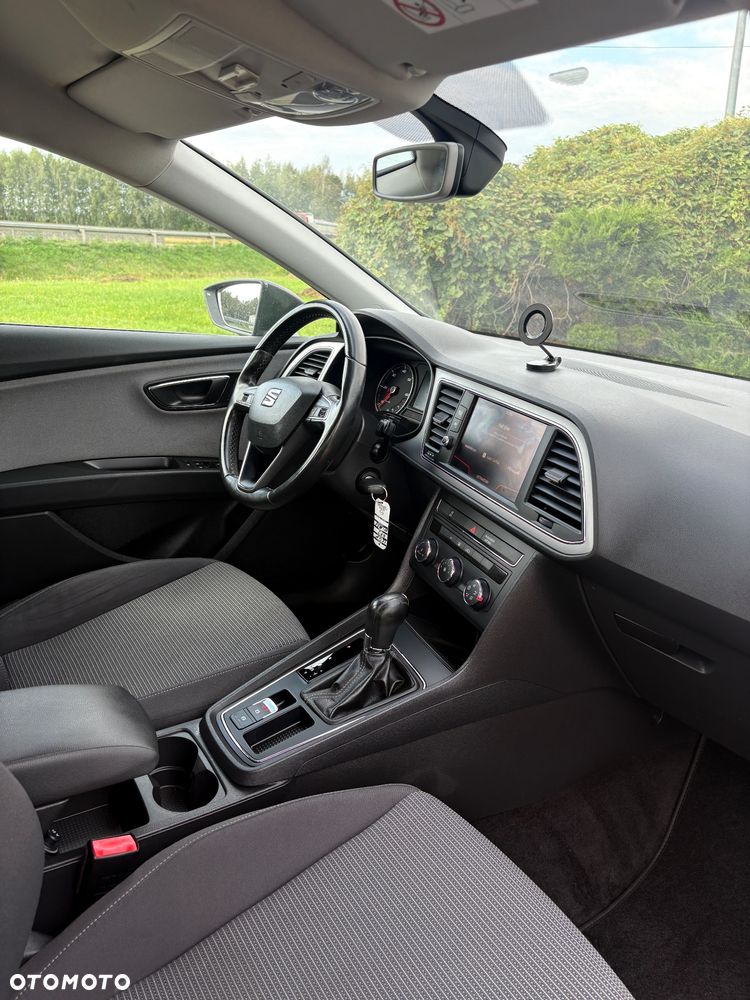 Seat Leon Sportstourer 1.6 TDI Style S&S DSG - 21
