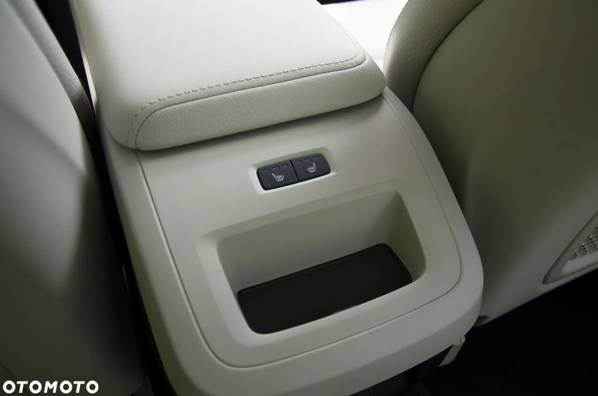 Volvo S60 - 10