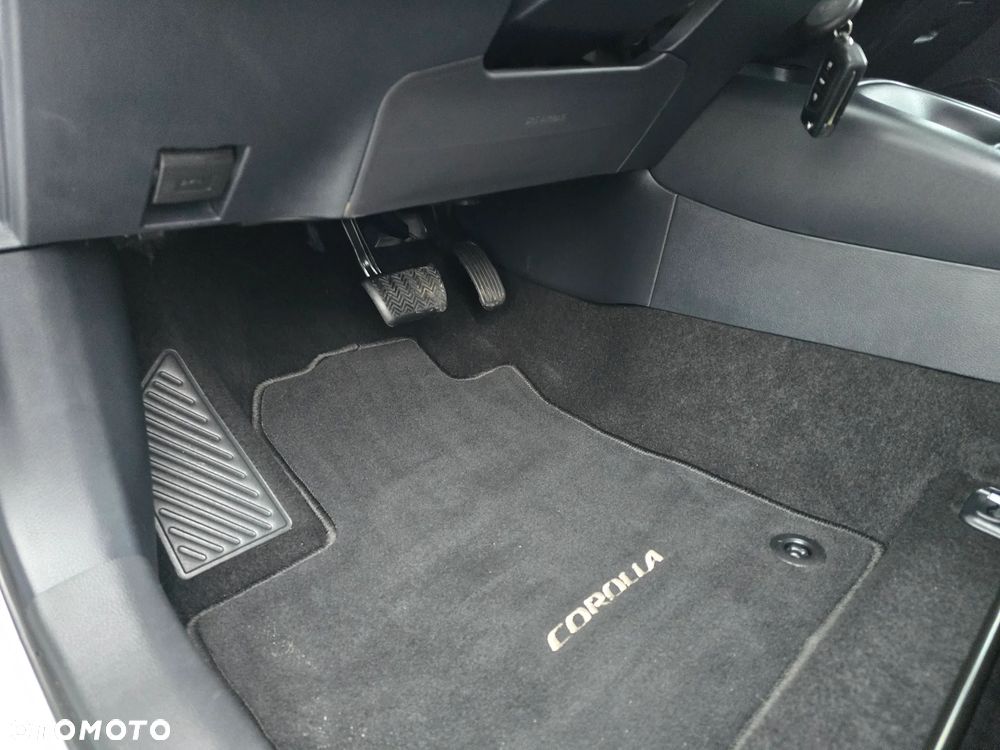 Toyota Corolla 1.5 Comfort MS - 30