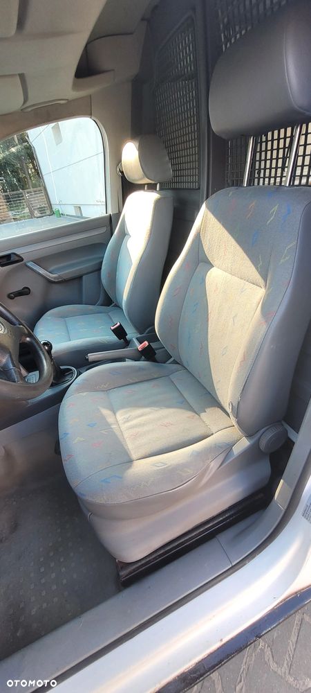 Volkswagen Caddy - 29