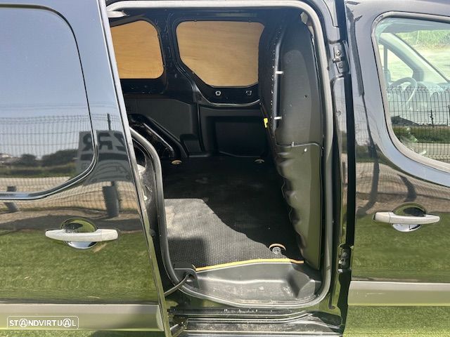 Citroën BERLINGO 3 LUGARES C/GPS - 8