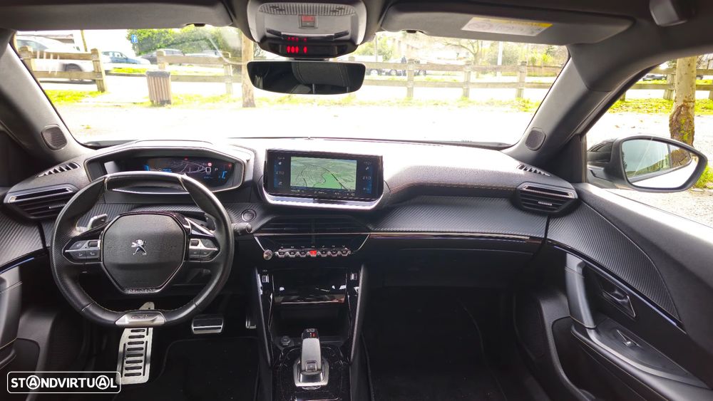 Peugeot 2008 1.2 PureTech GT EAT8 - 8