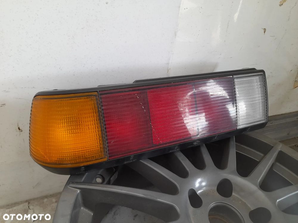 Lampa lewy tył Volkswagen Scirocco MK2 Hella 533945111A - 2