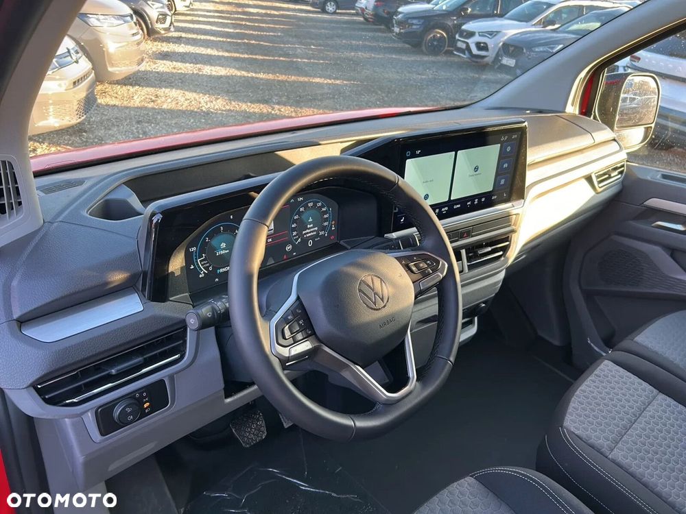 Volkswagen Caravelle - 14