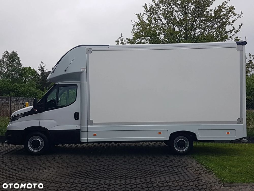 Iveco DAILY KONTENER NISKOPODŁOGOWY 4,44x2,23x2,42 SKLEP FOODTRUCK BAR KLIMA KONIOWÓZ KAMPER - 11