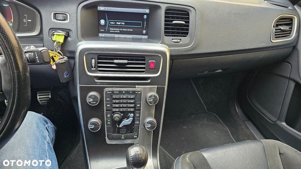 Volvo S60 T3 R-Design Summum - 39