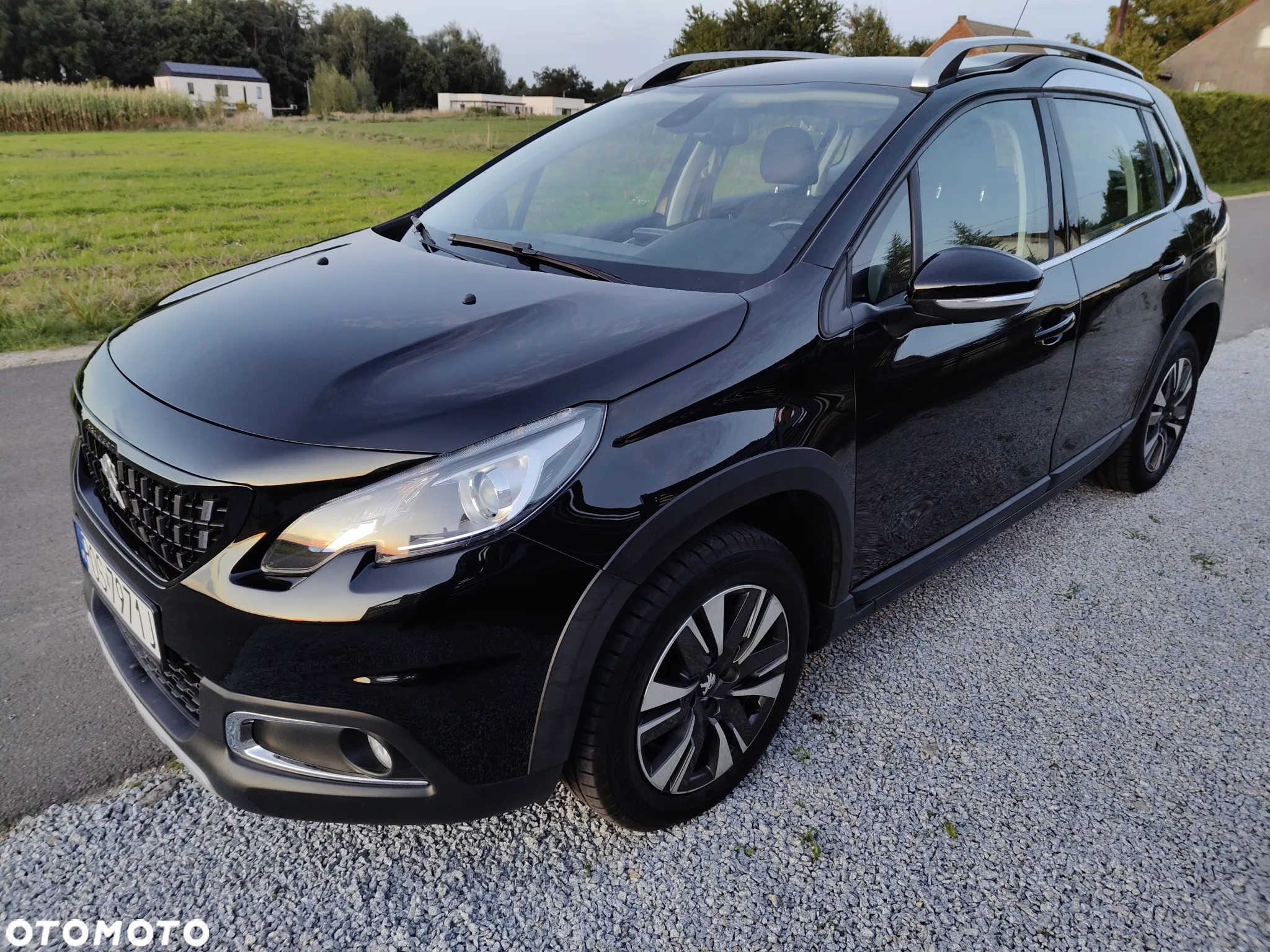 Peugeot 2008 1.2 Pure Tech Allure S&S EAT6 - 22