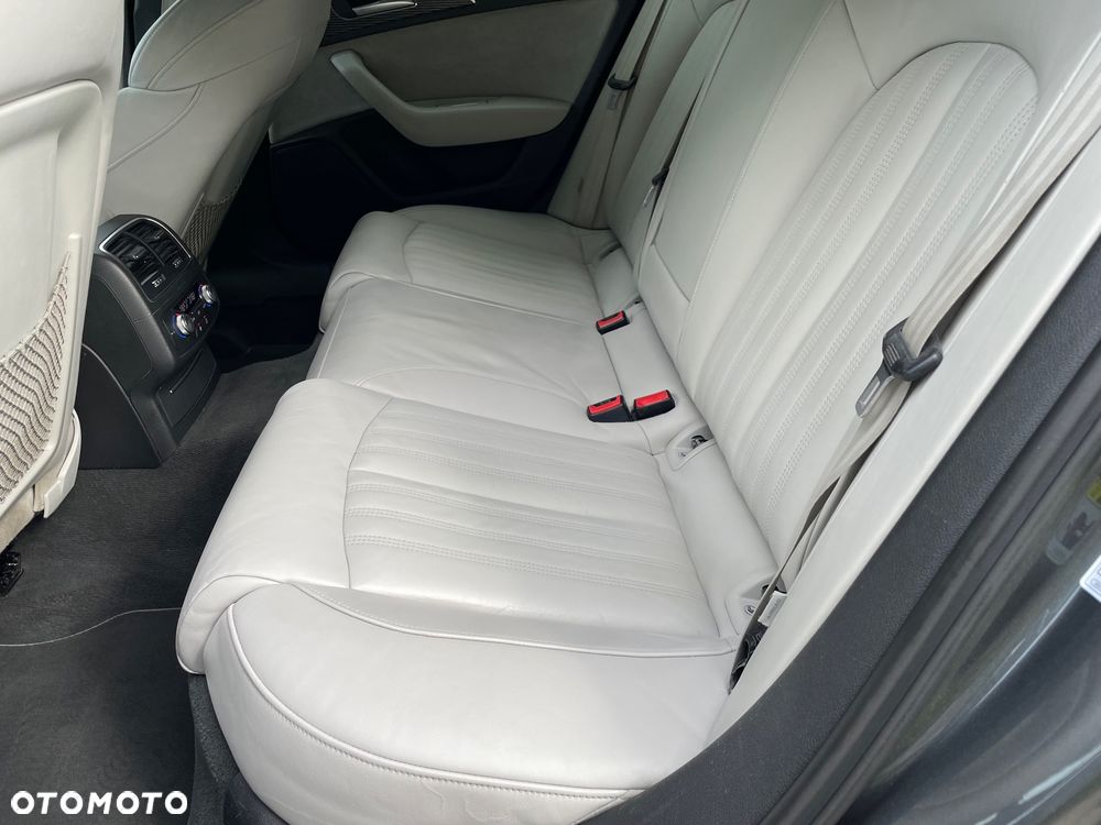 Audi A6 Avant 2.0 TDI Ultra DPF S tronic - 16