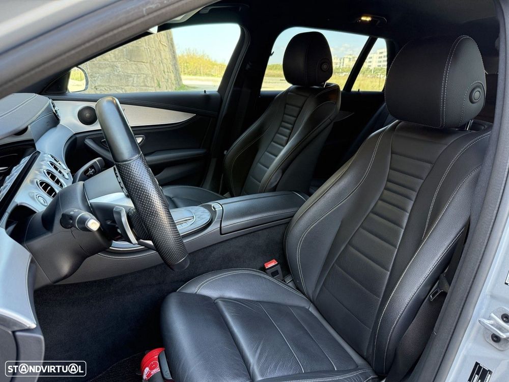 Mercedes-Benz E 300 de AMG Line - 11