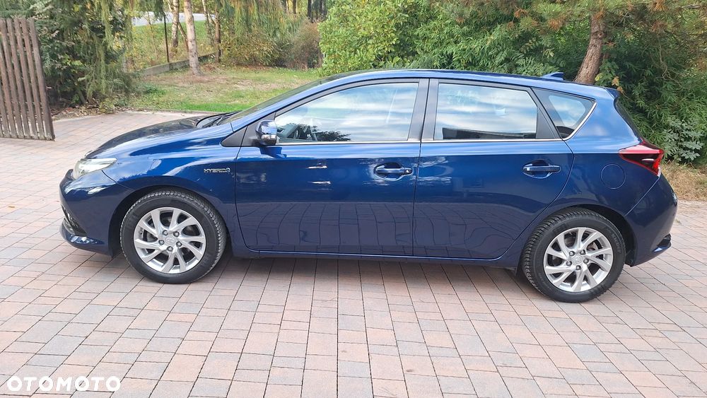 Toyota Auris 1.8 HSD Luna - 5