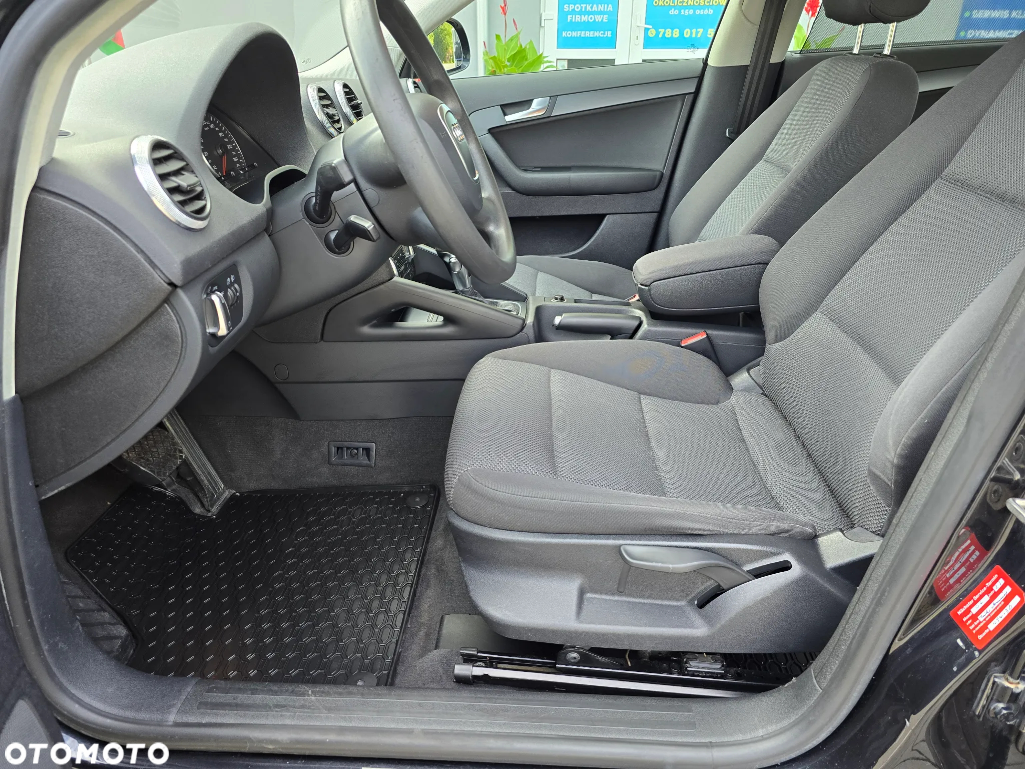 Audi A3 2.0 TDI Sportback DSG Attraction - 12