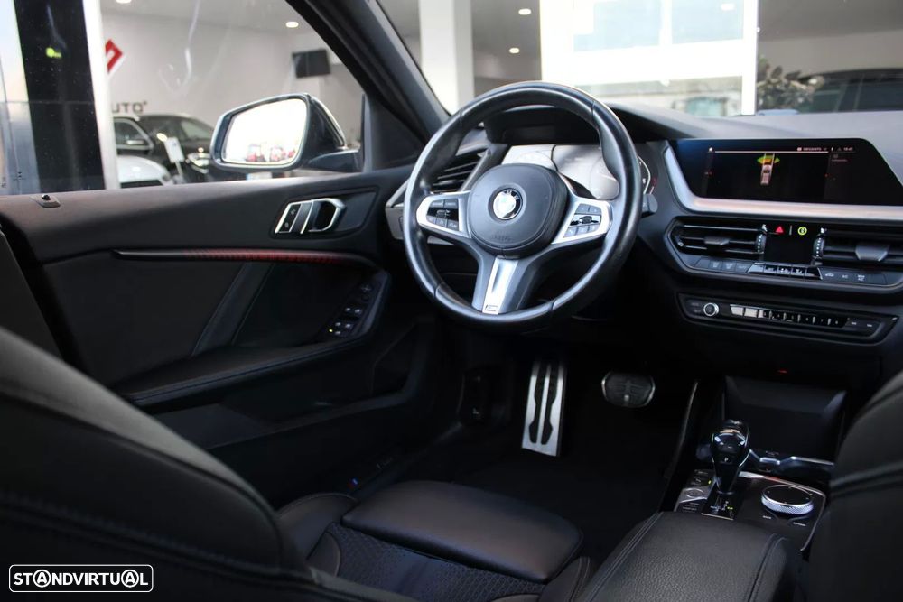 BMW 116 d Pack Desportivo M Auto - 10