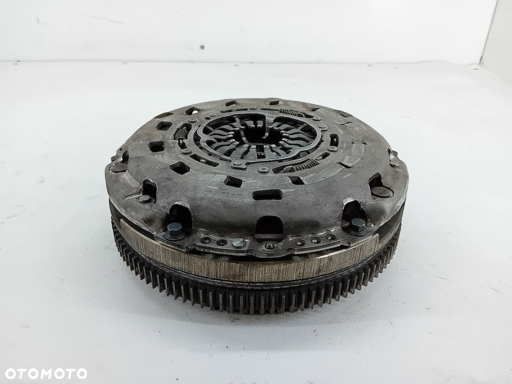 KOŁO DWUMASOWE KOMPLETNE FORD TRANSIT VI BK216477CB  BK21-755-BC 2.2 TDCI - 2