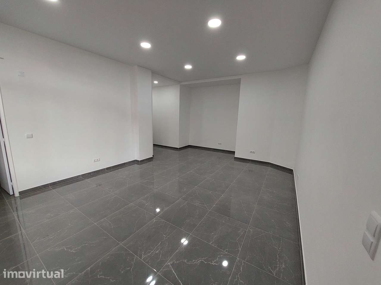 Loja Totalmente Remodelada - Grande imagem: 5/11