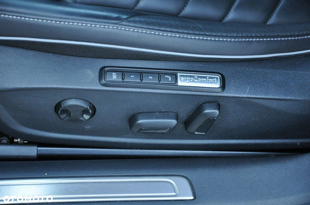 Volkswagen Arteon 2.0 TDI 4Motion R-Line DSG - 15