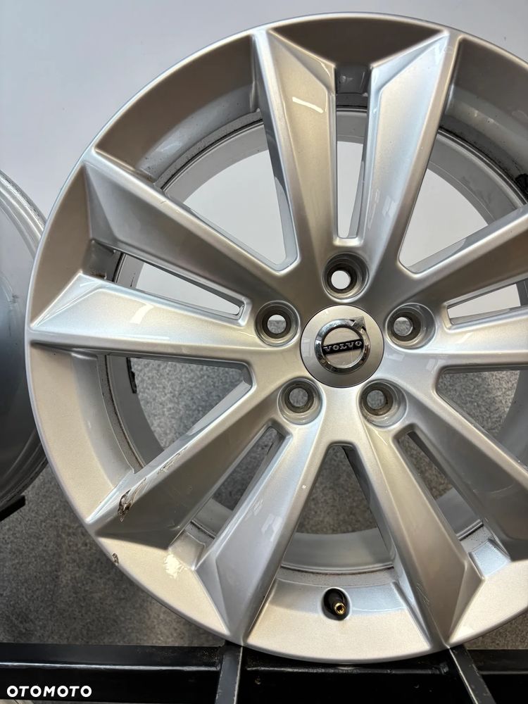 4 Felgi Alu. Volvo S60, V60, V70, 17", 31471309, K3 B400CC - 17